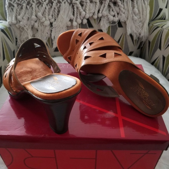 Soe - Picture 2 of 3